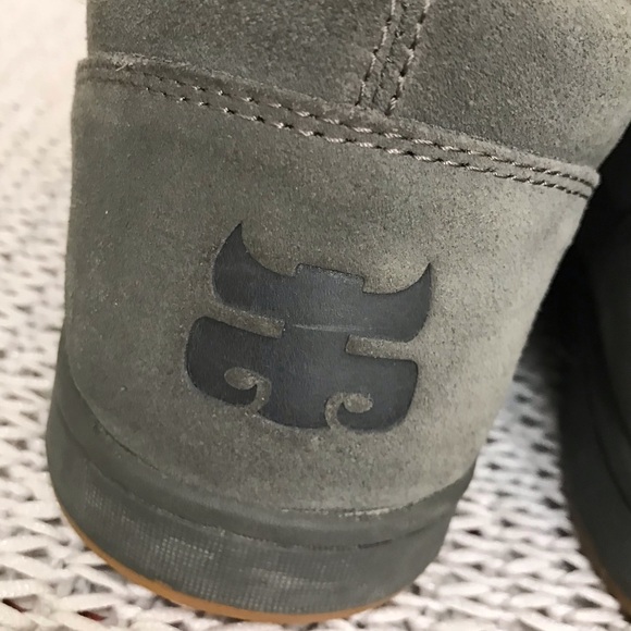 Ipath Shearling Cats Grey Suede - Picture 12 of 16
